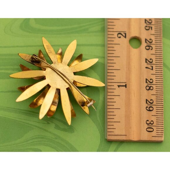 Vintage Intricate Pearl Floral Gold Tone Brooch by Spain - W14 - Picture 2 of 2